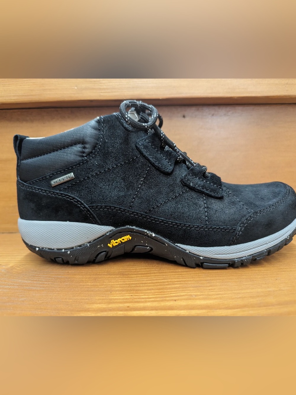 Dansko Pearla Burnished Suede Black Shoes. Waterproof hiking boots.